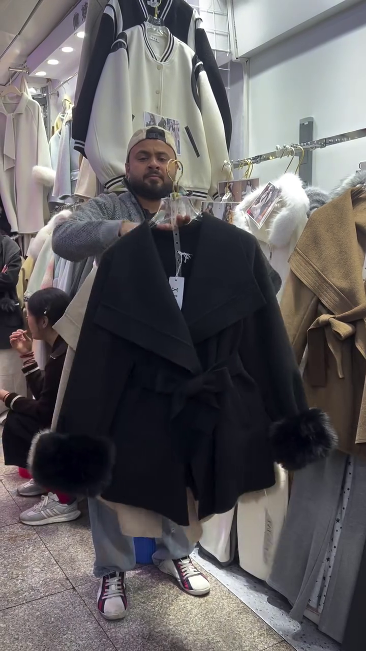 ❄️Winter Luxe White Faux Fur Cuff Belted Coat With Elegant Drape Collar & Soft-Touch Warmth❄️