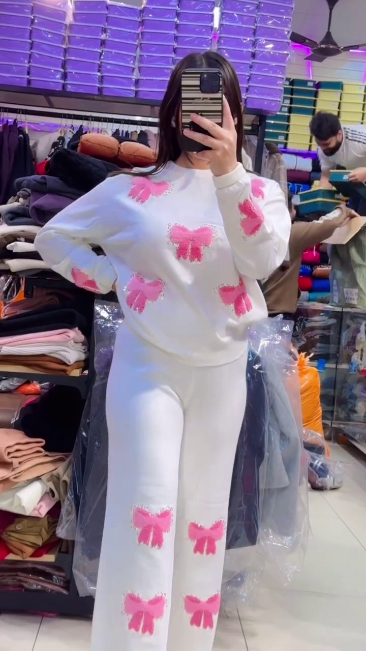 White & Pink Crystal Bow Printed Winter Fleece Co‑ord Set 🤍🎀