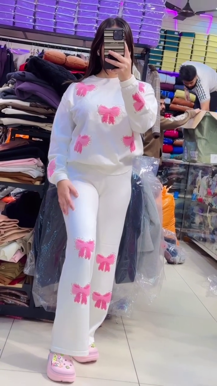 White & Pink Crystal Bow Printed Winter Fleece Co‑ord Set 🤍🎀