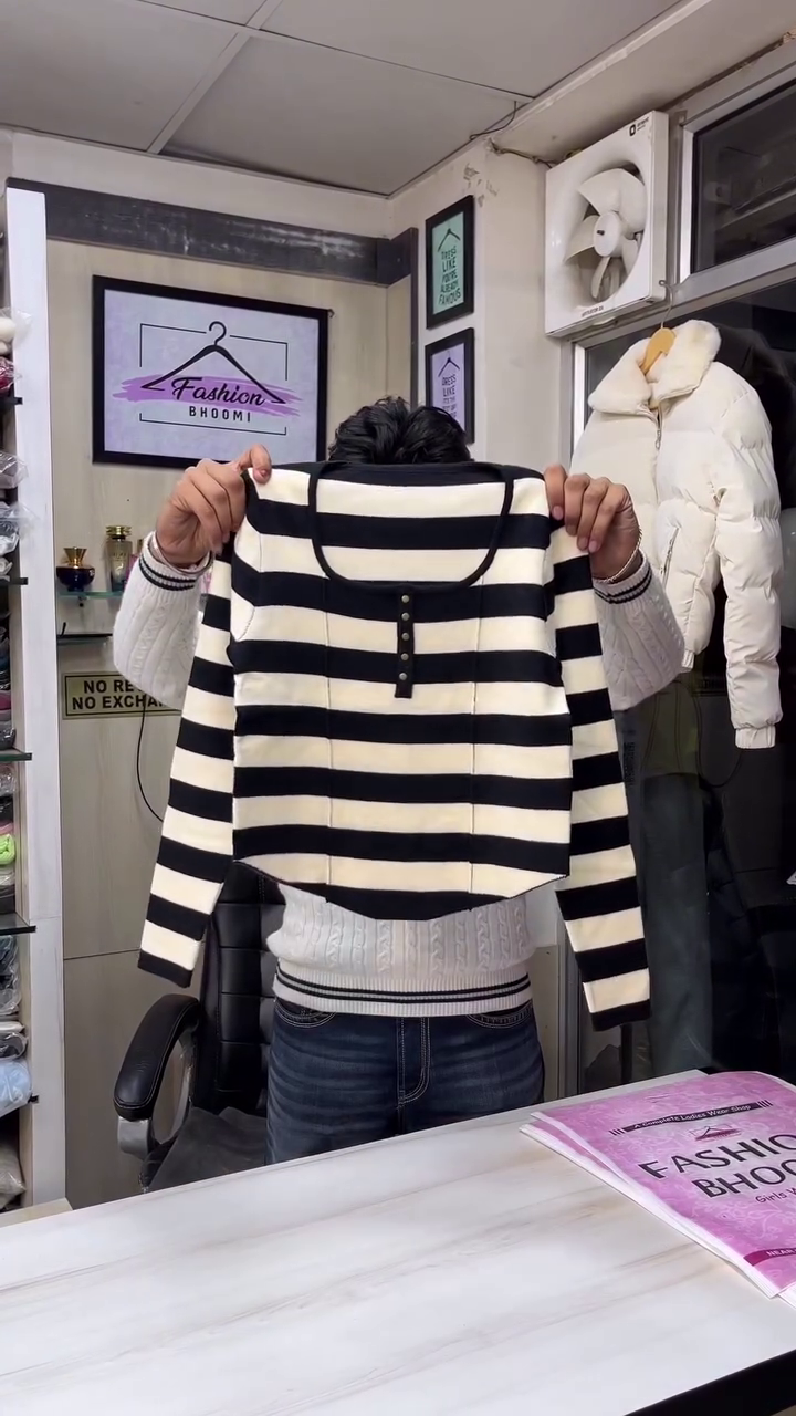 Cream & Charcoal Striped Fitted Henley Knit Top 🤍🖤