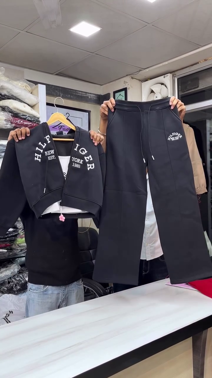 All‑White Cozy Hoodie and Straight‑Leg Jogger Athleisure Co‑ord Set 🤍💙