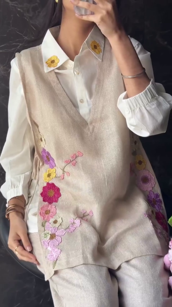 Golden Garden Muse: Embroidered Grace in Motion" 🌼👗🌟