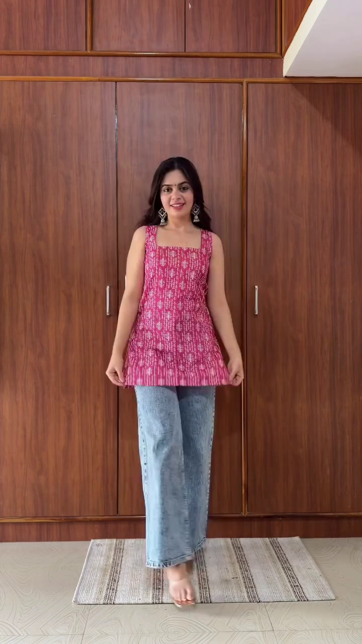 Barefoot Bloom: The Denim Whisper of Summer" 🌸👖🌞