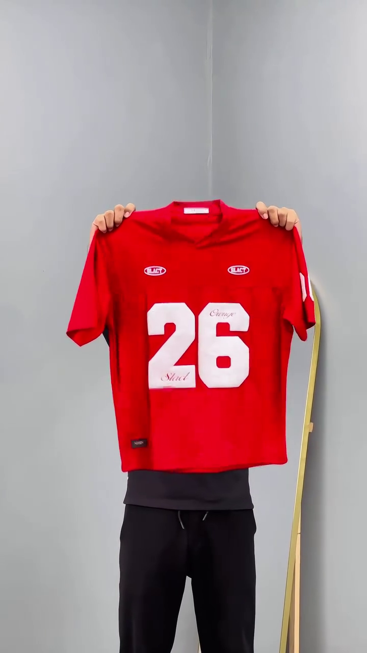 Sporty White Jersey with Bold Number Detailing and Graphic Accents 🎽⚪🏀🔥🌟