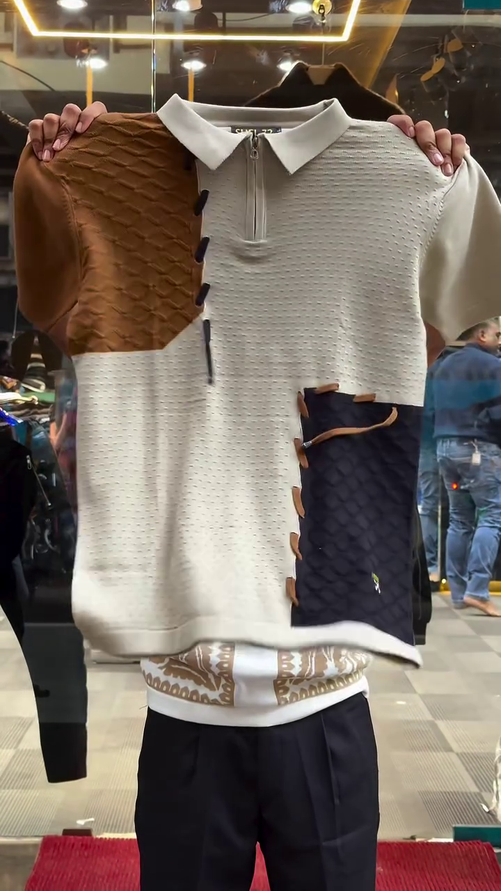 Dark Short-Sleeve Embroidered Shirt with White Floral and Geometric Patterns and Zipper Collar 👕🖤🌿✨⚡