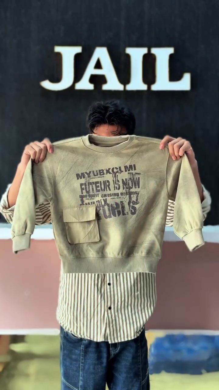 Beige Sweatshirt 👕 with Abstract Printed Text ✍️ + Casual Blue Jeans 👖 Streetwear Ensemble