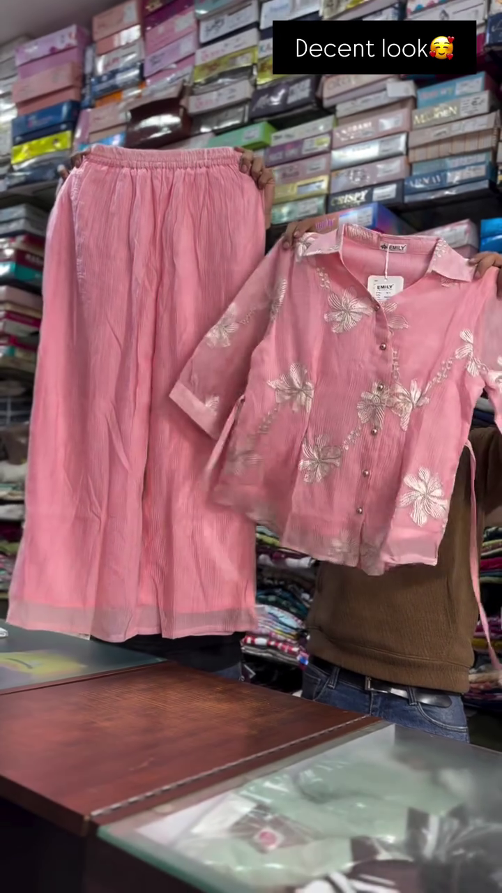 Women’s Soft Pink Floral Embroidered Short Kurti Top with Matching Elastic Waist Flared Palazzo 👚🌷✨
