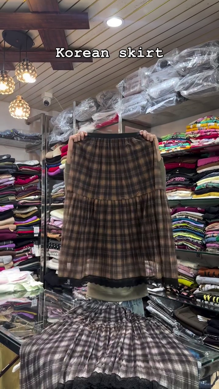 Brown & Black Plaid Layered “Korean Style” Elastic Waist Midi Skirt with Tiered Hem & Inner Lace Finish 🤎🖤👗✨