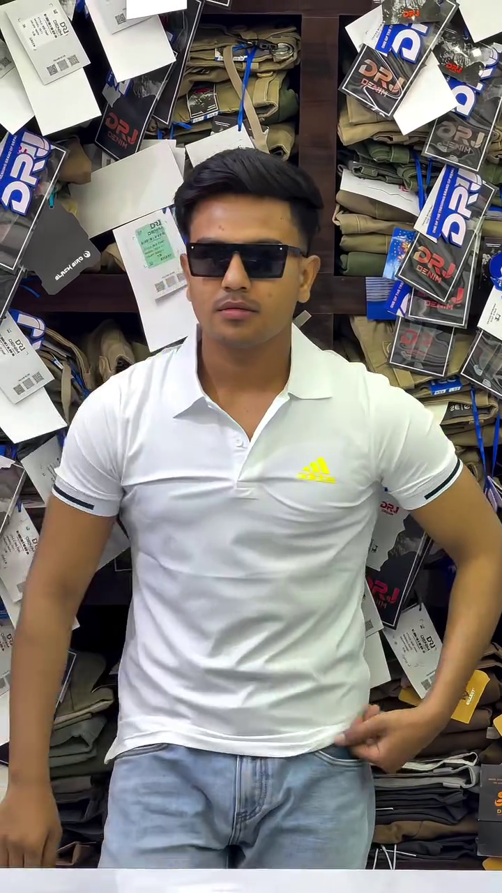 Classic White Short Sleeve Slim Fit Polo T-Shirt with Minimal Chest Logo Accent and Contrast Sleeve Edge Detail