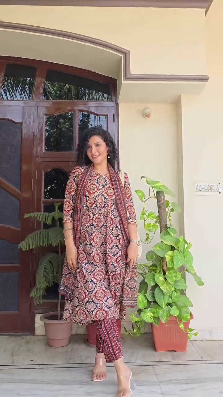 Aqua Blue Geometric Handblock Print Straight-Cut Cotton Kurta Set with Matching Narrow Pants & Coordinated Dupatta – Lightweight Everyday Ethnic Comfort Ensemble