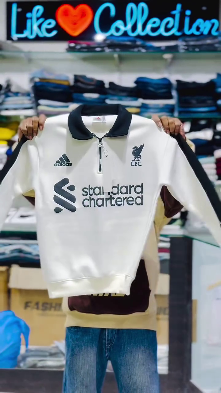 Zip-Neck Sweatshirt with Cream Contrast Collar