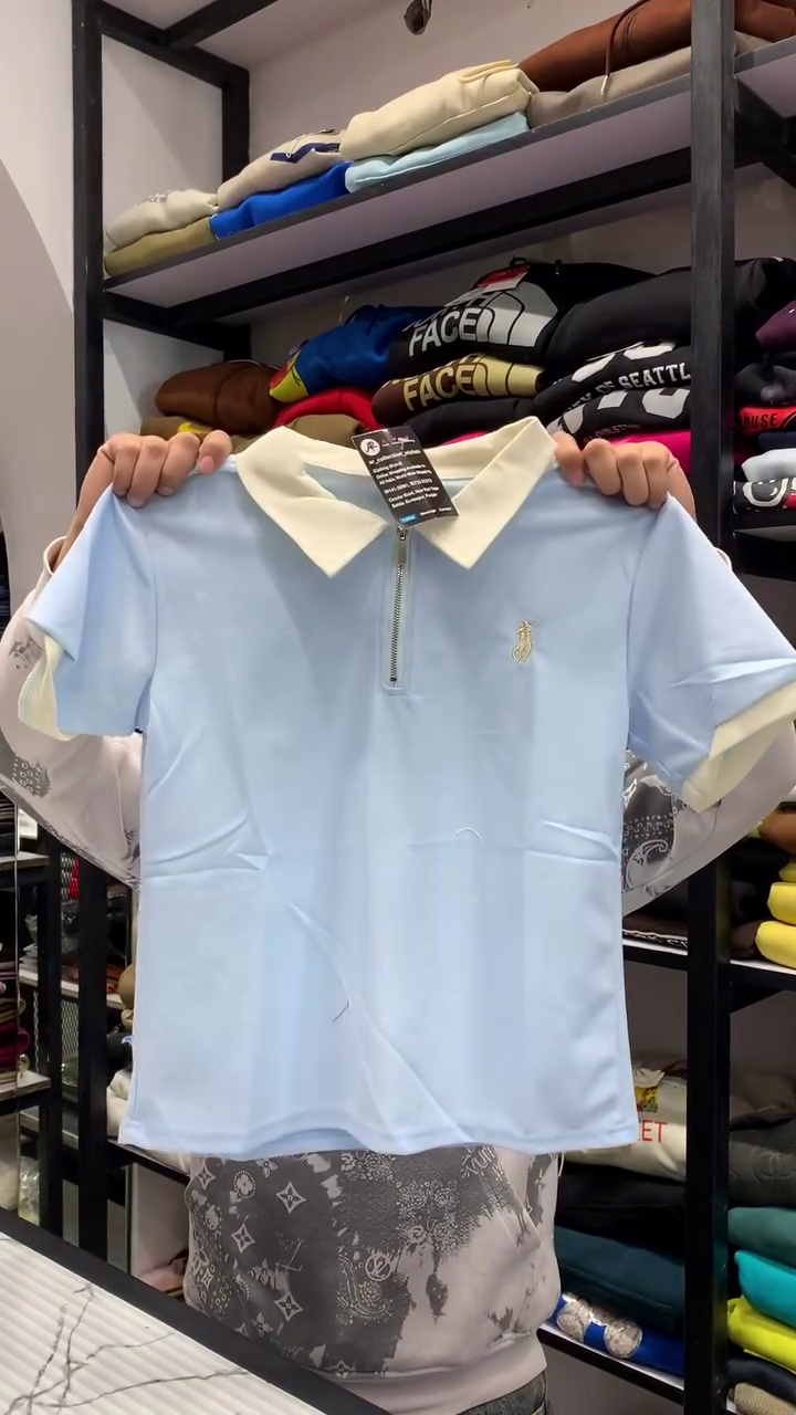 Polo T-Shirt with Contrast White Collar