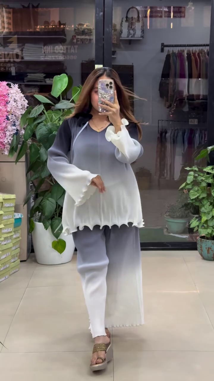 Olive Ombre Elegance Co-Ord Set with Flowing Top & Relaxed Pants 💚✨🌿