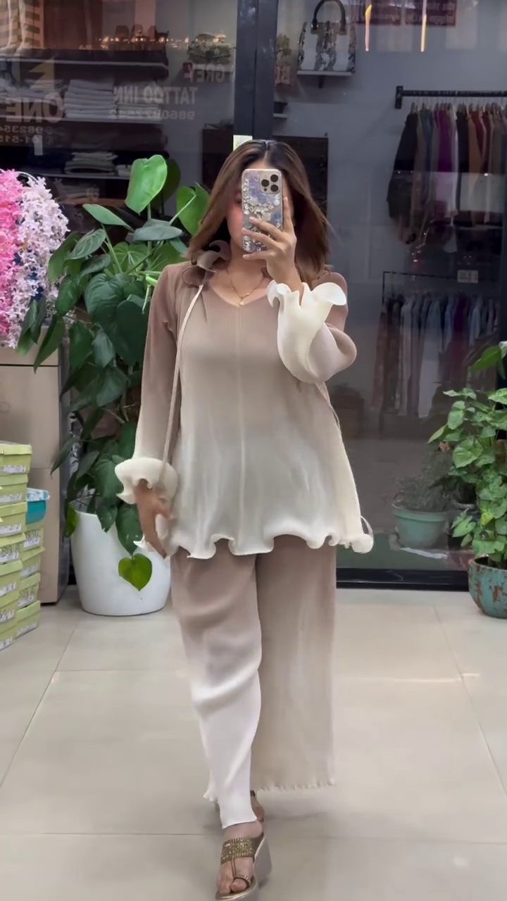 Olive Ombre Elegance Co-Ord Set with Flowing Top & Relaxed Pants 💚✨🌿