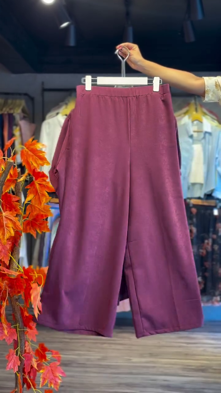 Chic Wine Graphic Co-Ord Set with Relaxed Tee & Flowy Shorts 🍷✨🖤