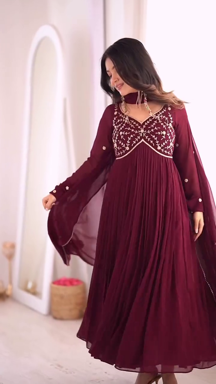 🍷 Royal Wine Embroidered Anarkali Gown with Dupatta – Elegant Festive Statement ✨👑