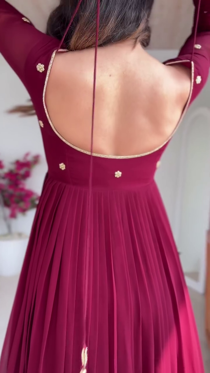 🍷 Royal Wine Embroidered Anarkali Gown with Dupatta – Elegant Festive Statement ✨👑